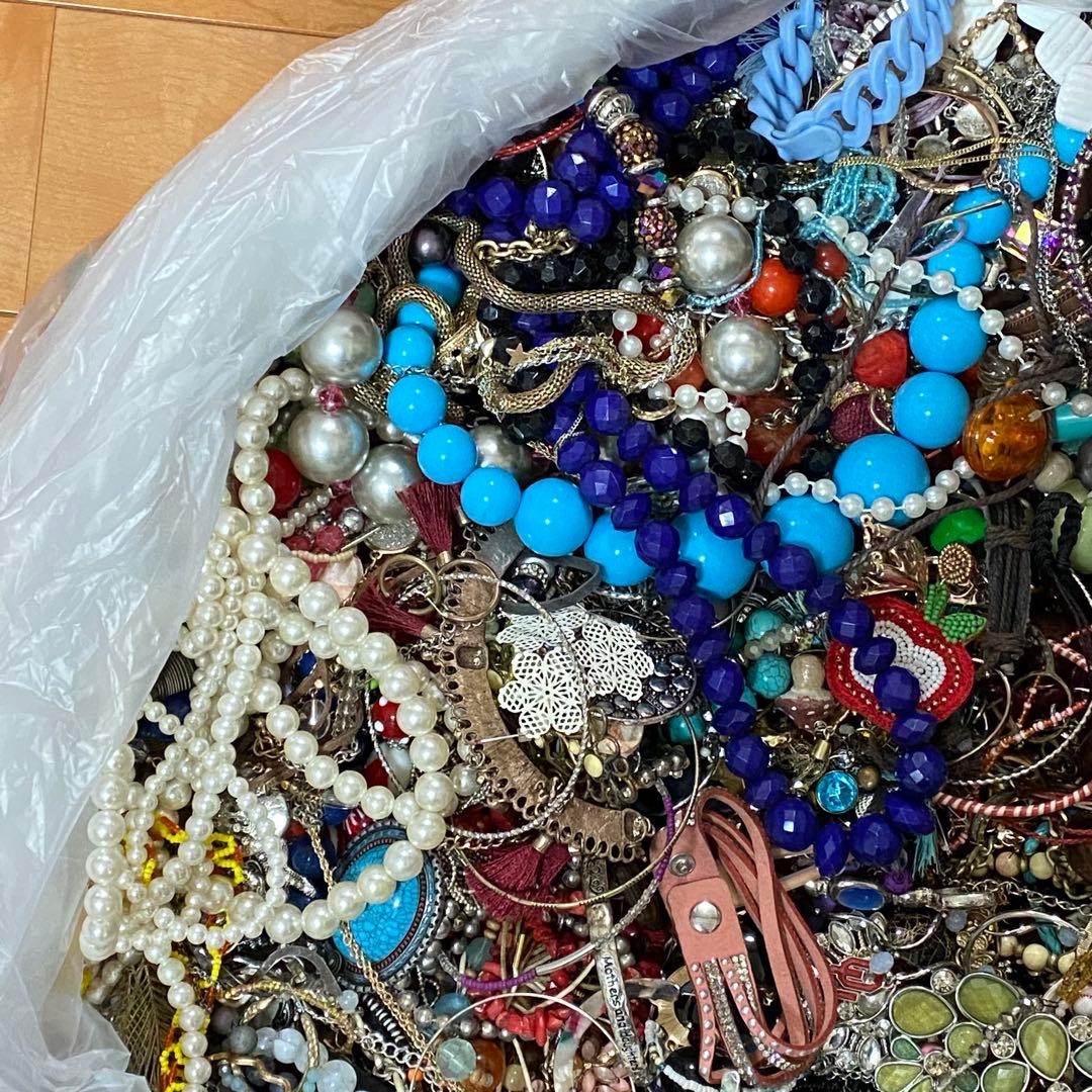 大量まとめ売り　ジャンク　未選別　アクセサリー色々②　約11.6㎏　ネックレス他