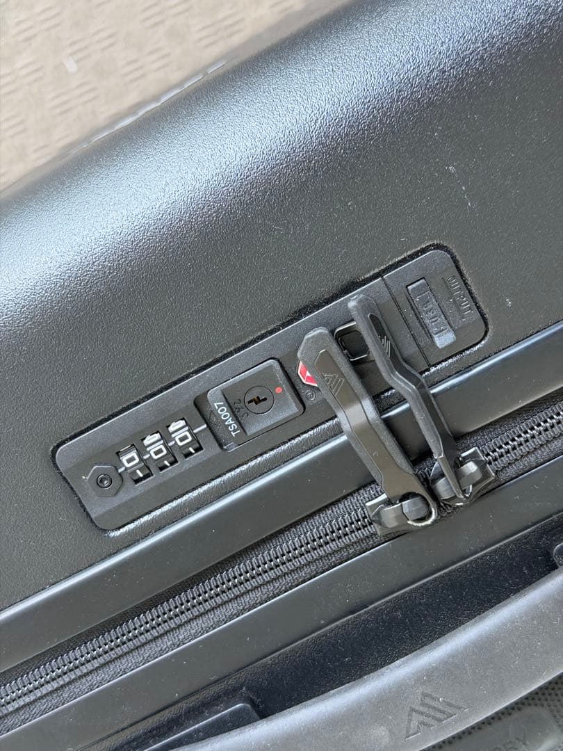 GREGORY クアドロプロ22 スーツケース