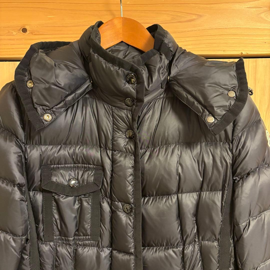 【美品】MONCLER モンクレール　 エルミンヌ　ダウン　サイズ1 M送料無料