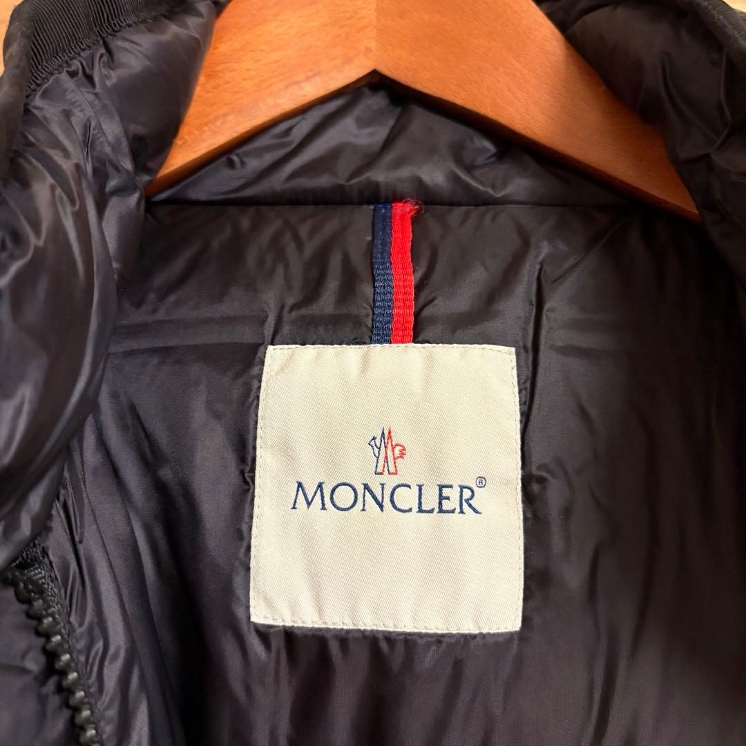 【美品】MONCLER モンクレール　 エルミンヌ　ダウン　サイズ1 M送料無料