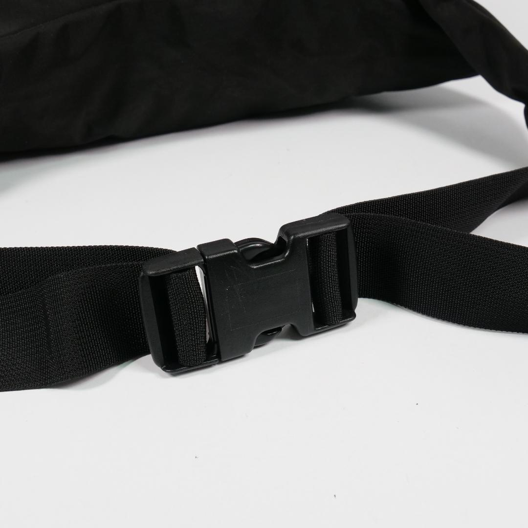 美品✨パタゴニア ボディバッグ ウエストポーチ FA00 ブラック USA製