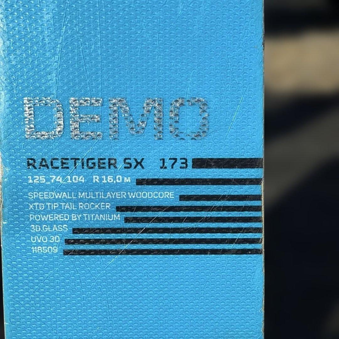 Völkl Racetiger SX 16 デモスキー