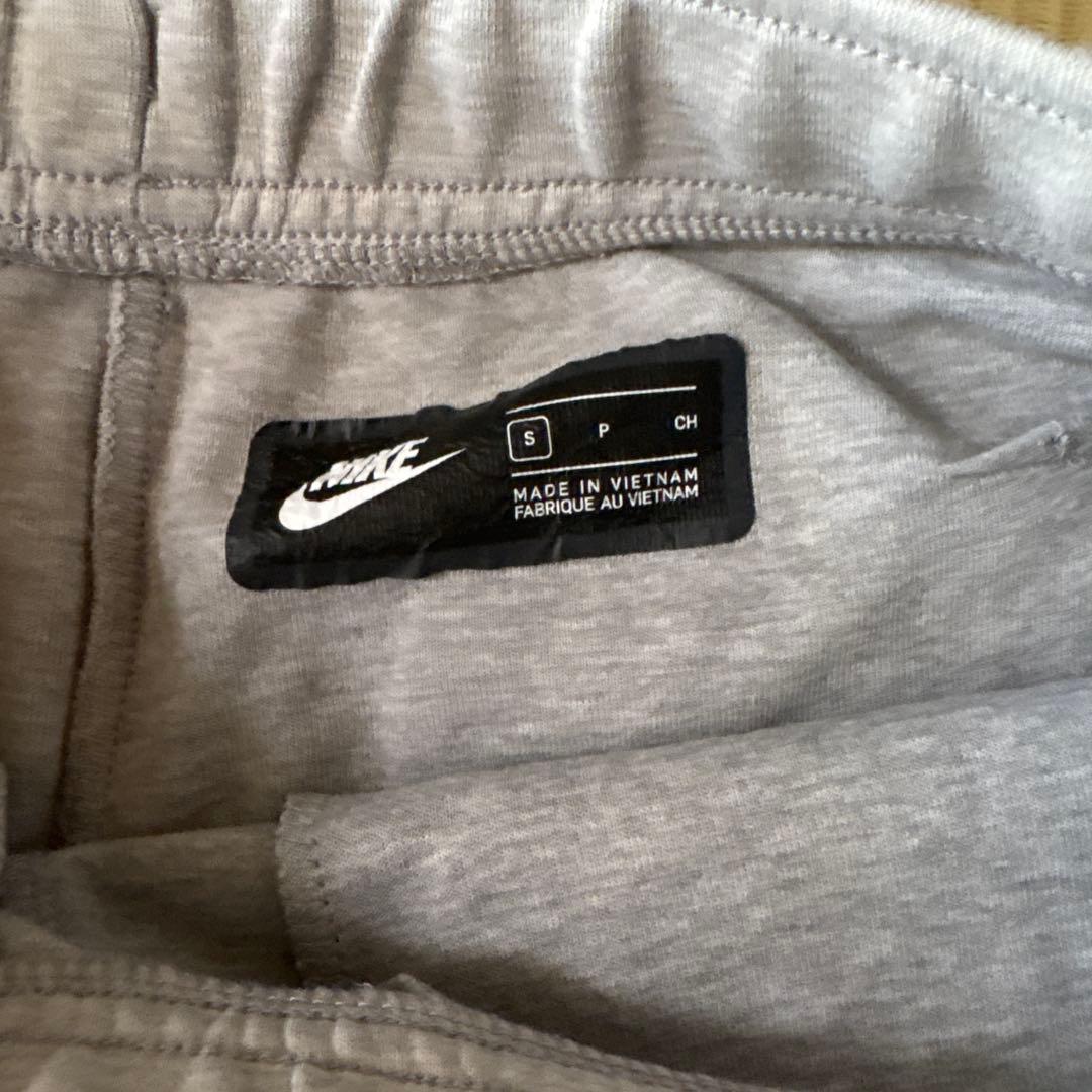 Nike テックフリースセットアップ