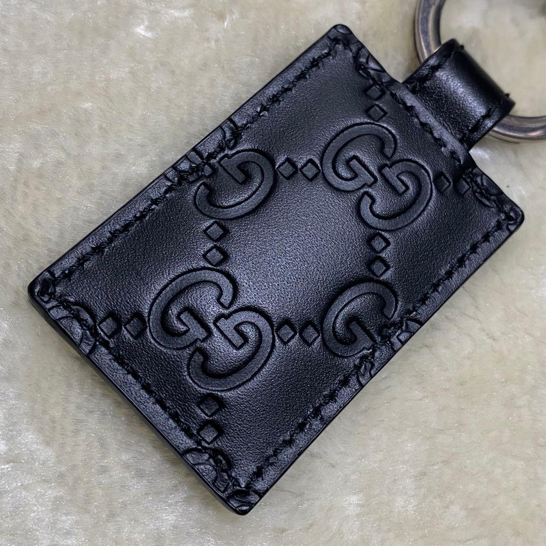 付属品完備❗️新品保管品✨グッチキーホルダーGG総柄シマ型押し黒レザーシルバー金具