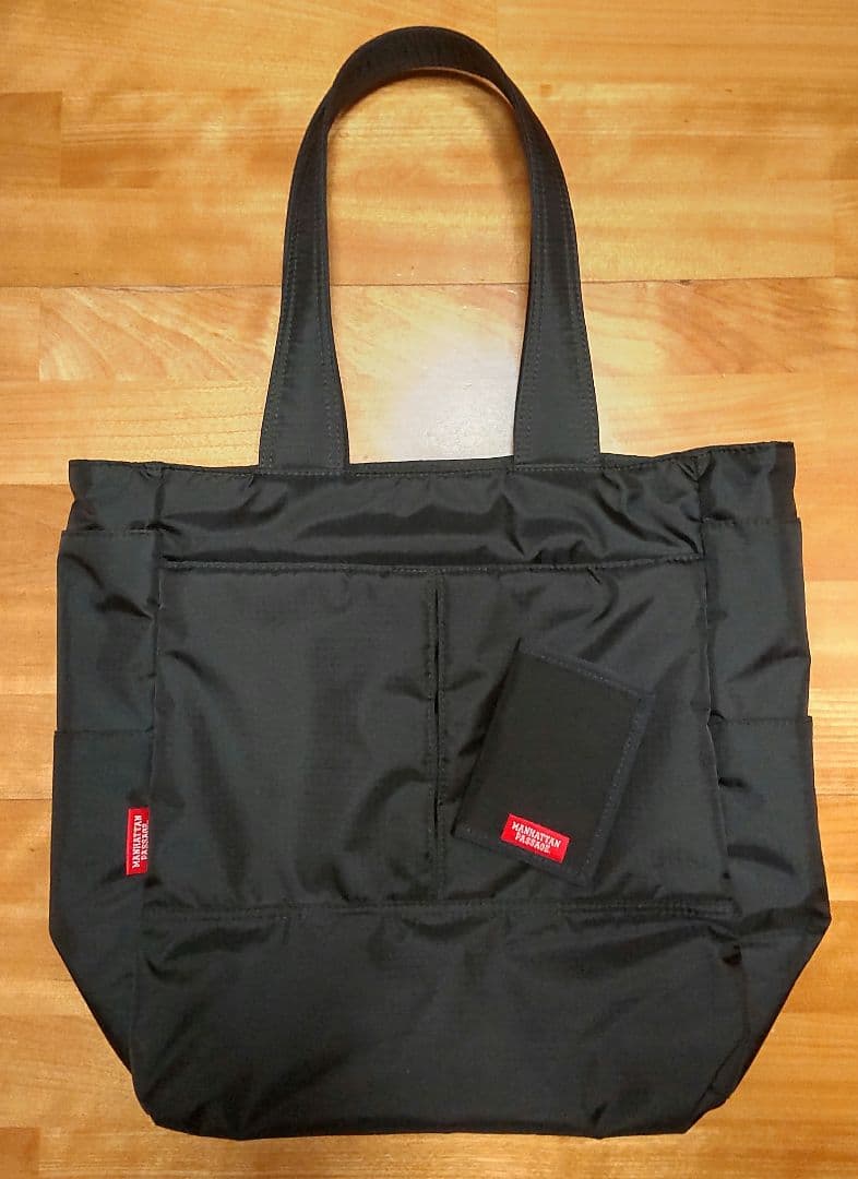 マンハッタン パッセージ スタイリッシュトート & パスケース