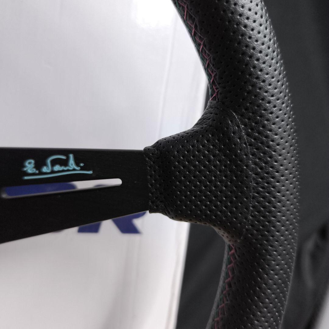 HKSタイプ　ステアリングホイール 350mmディープコーン85mm