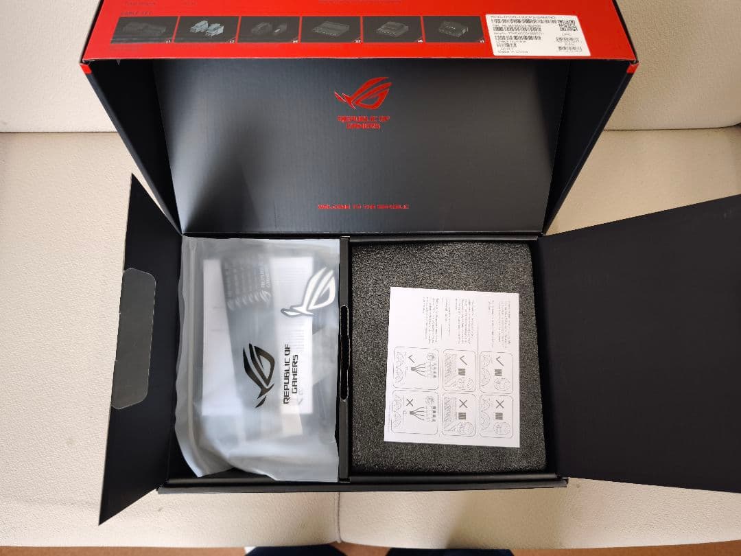 【新品！】ASUS ROG Thor 1000W Titanium III