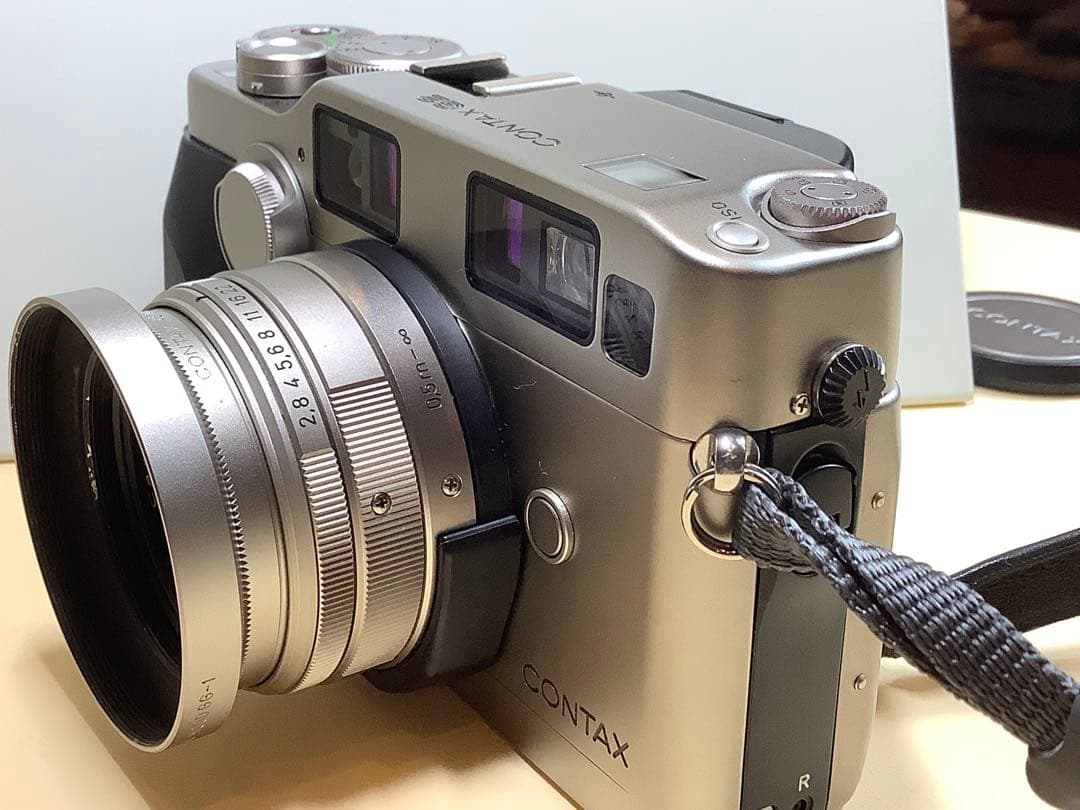 CONTAX G2-D 〈データバックGD-2装備〉未使用に近い。レンズ3本
