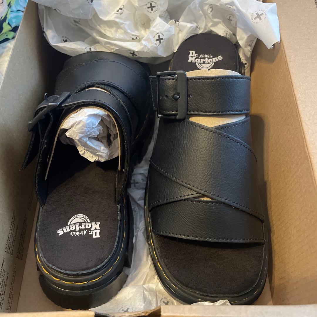 Dr. Martens MATTISON スライドサンダル