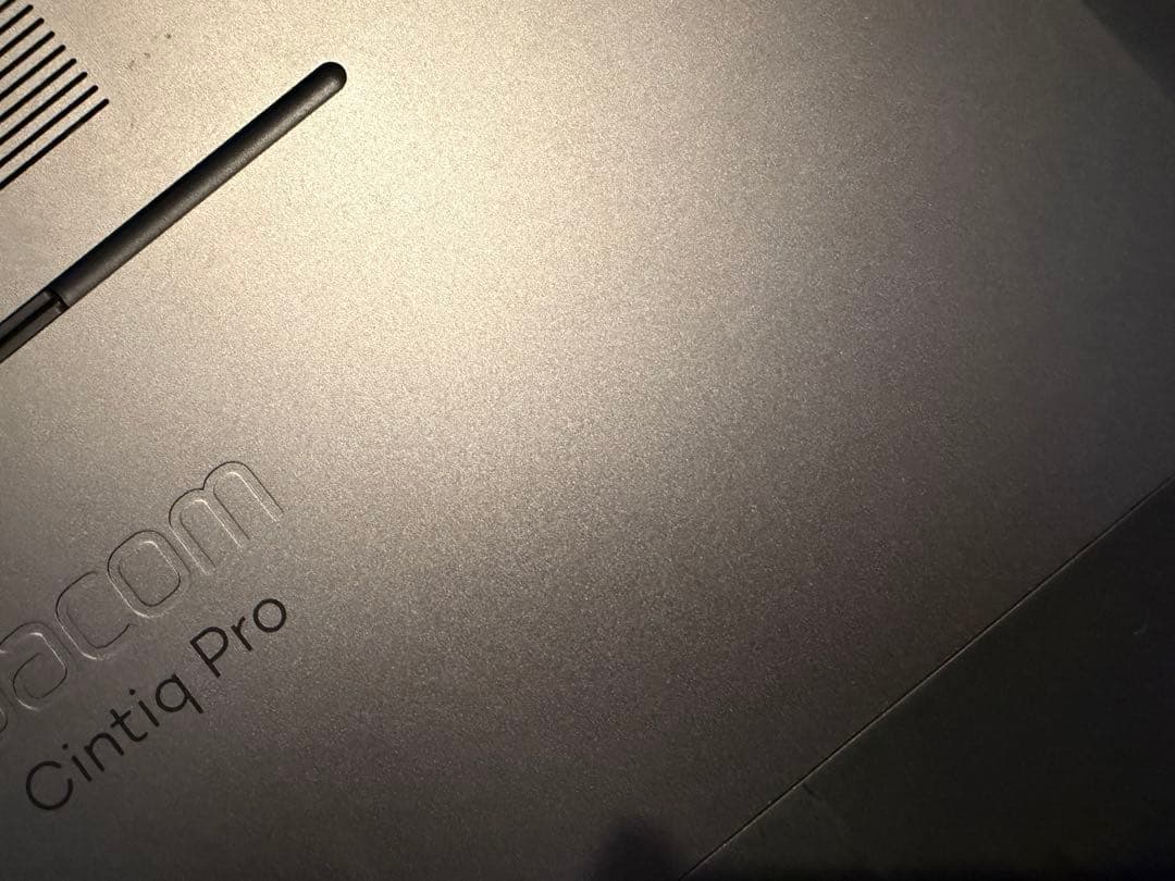 Wacom Cintiq pro16液晶ペンタブレット本体