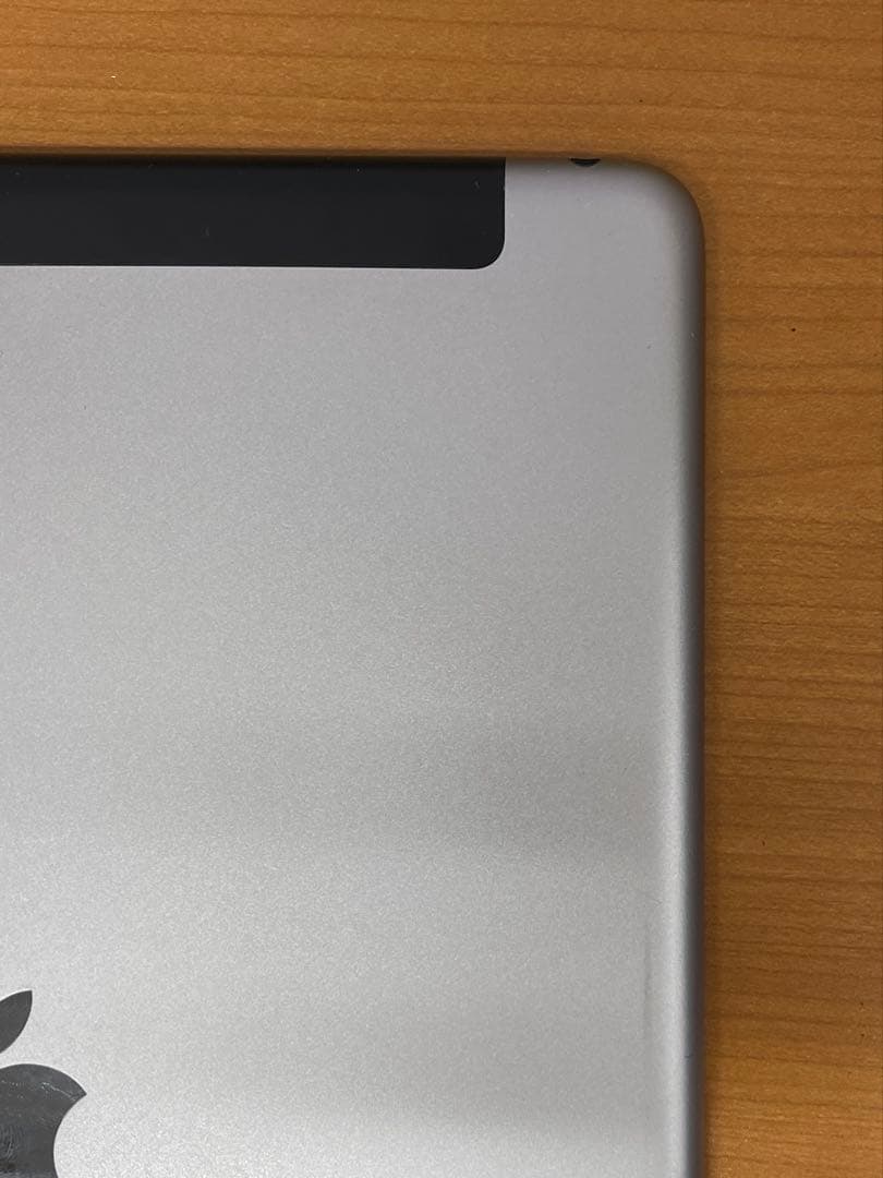 虎*魔様 動作確認済み iPad 第5世代 32GB ID G5531