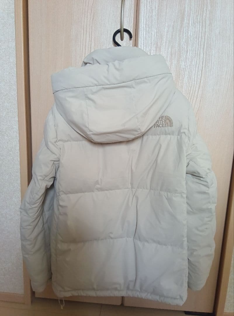 ノースフェイス CHALLENGE AIR DOWN XS ベージュ