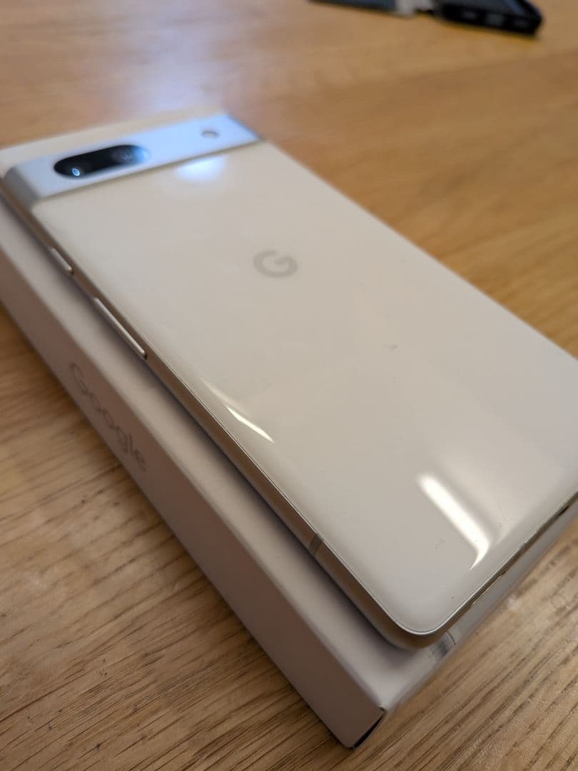 Google Pixel 7a ホワイト 本体 充電ケーブル箱付き