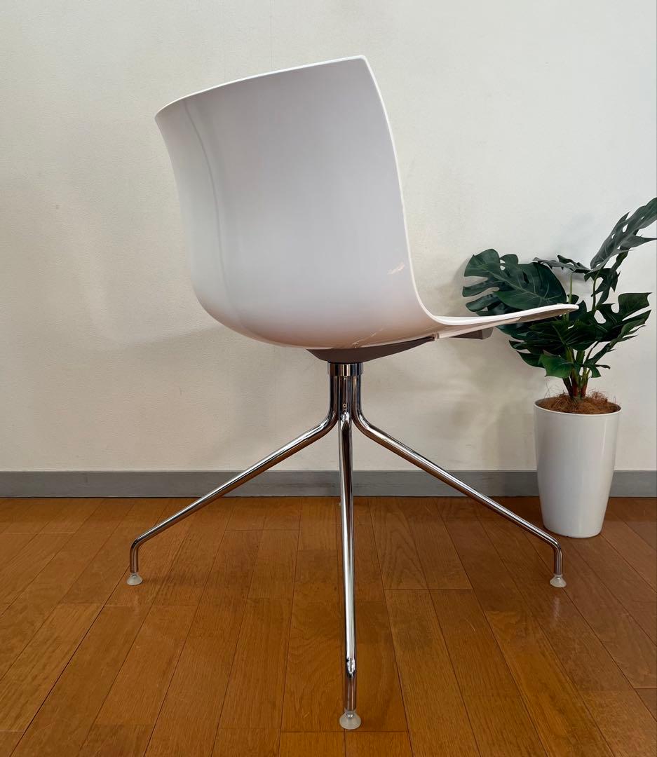 イタリア　arper アルペール　カティファ　チェア ② モダン　回転脚　美品