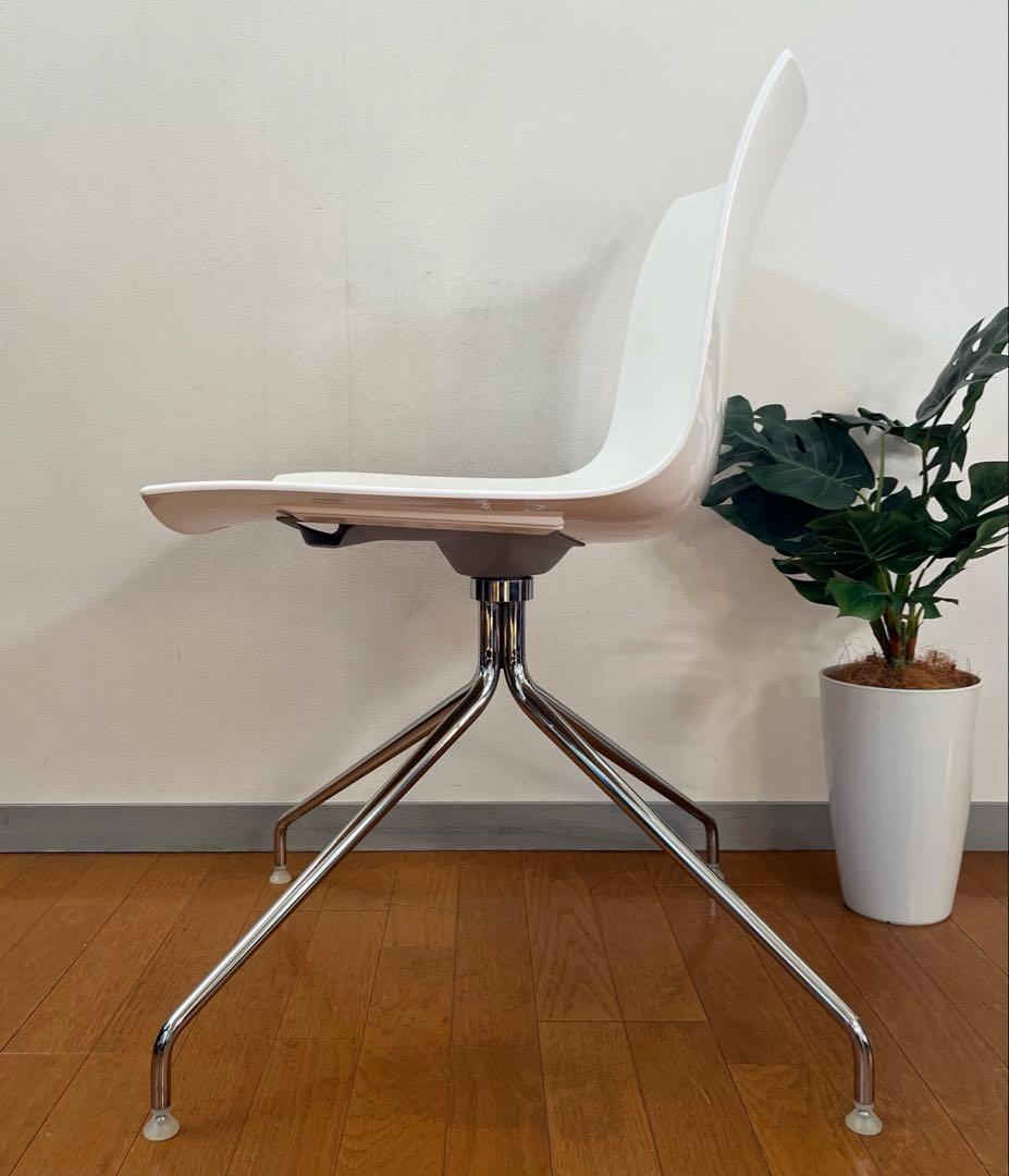 イタリア　arper アルペール　カティファ　チェア ② モダン　回転脚　美品