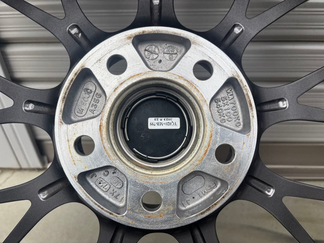 ワオワオさま専用225/45R17 91Q スタッドレスタイヤ ホイール