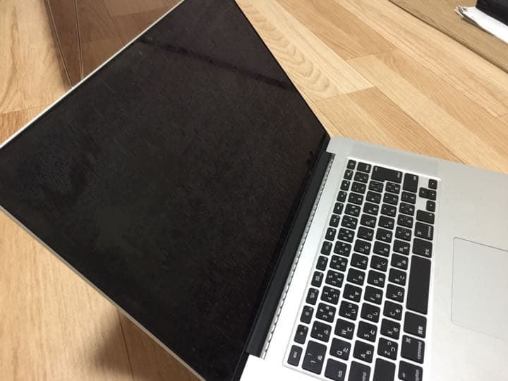 MacBook pro 256G i7  16マモリ