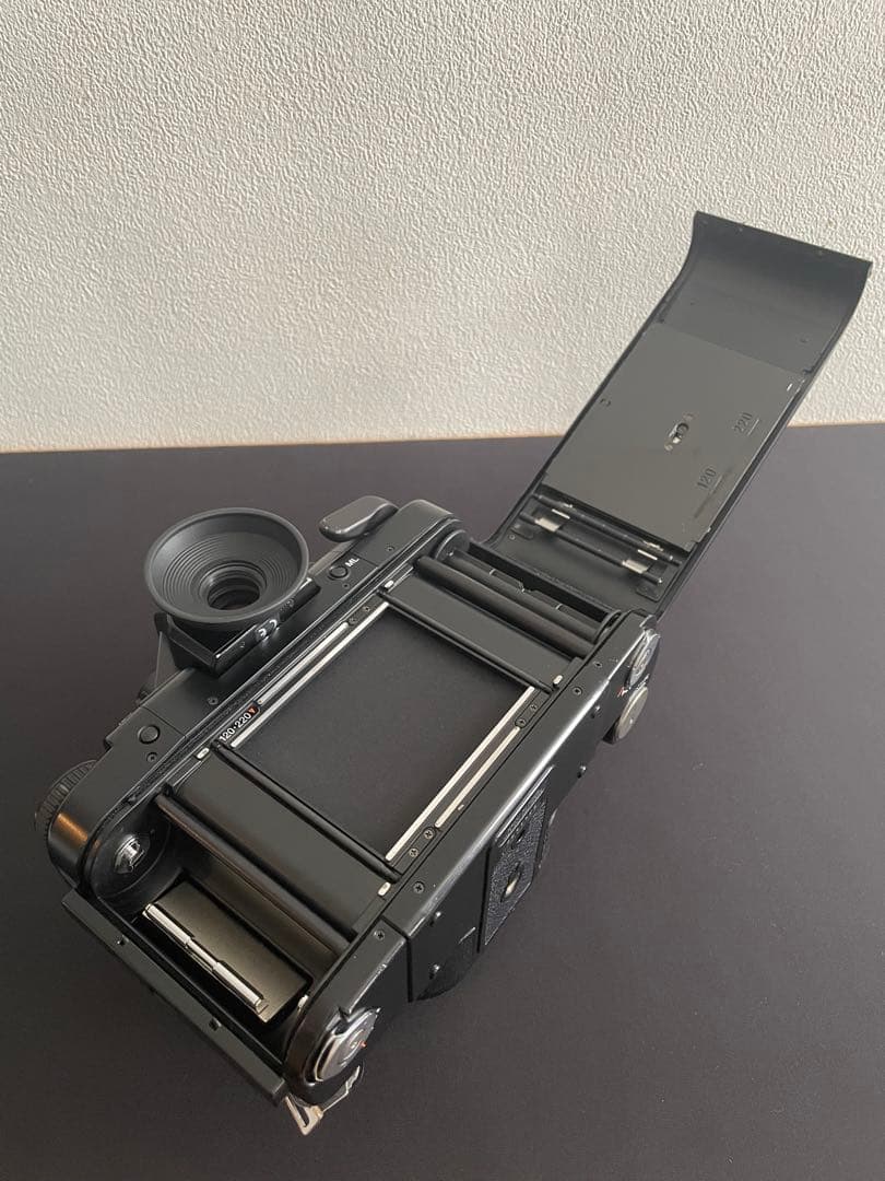 【超希少スクリーン BB-61搭載】PENTAX 67II