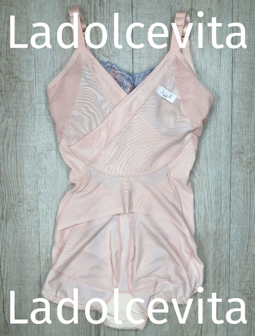 美品 マルコ　カーヴィシャス カレス ボディスーツ E65 S/ピンク/794