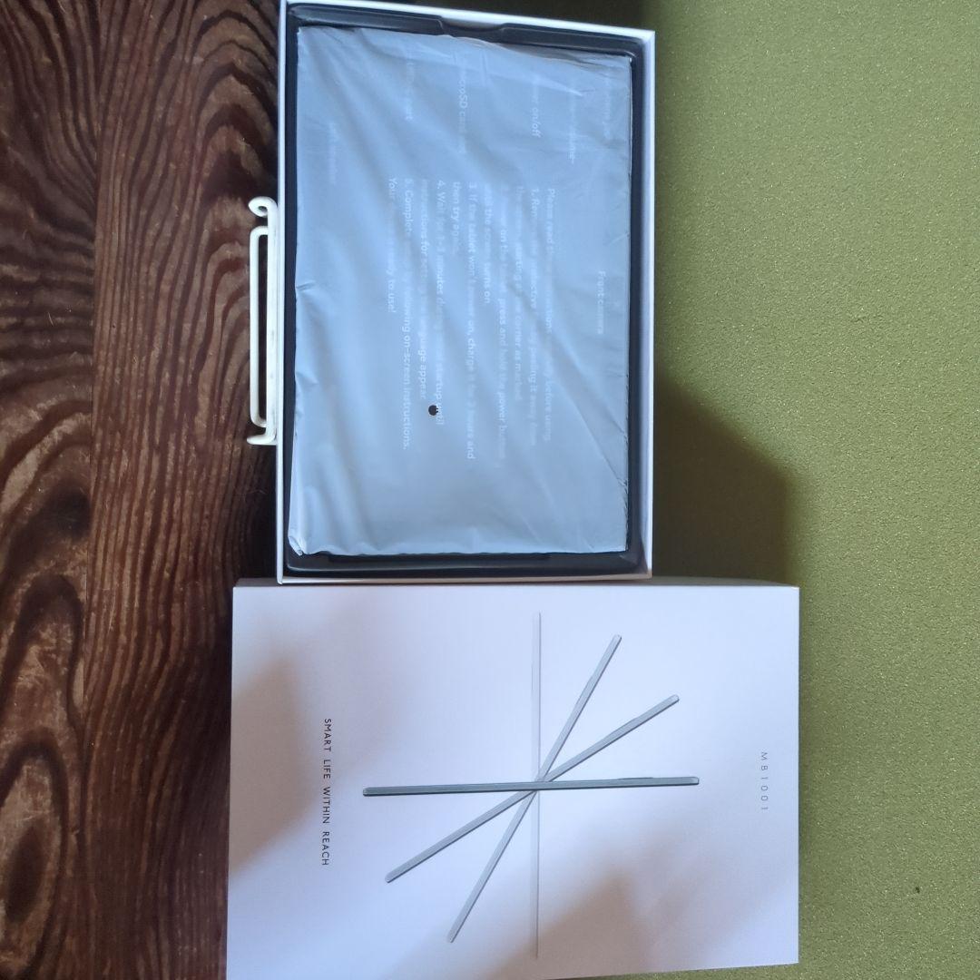 【新品未使用】Androidタブレット 10.1型 MB1001