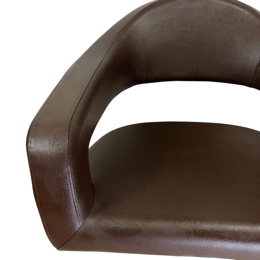 タカラベルモント 美容室チェア ブラウン　高さ調整可能　スタイリングチェア