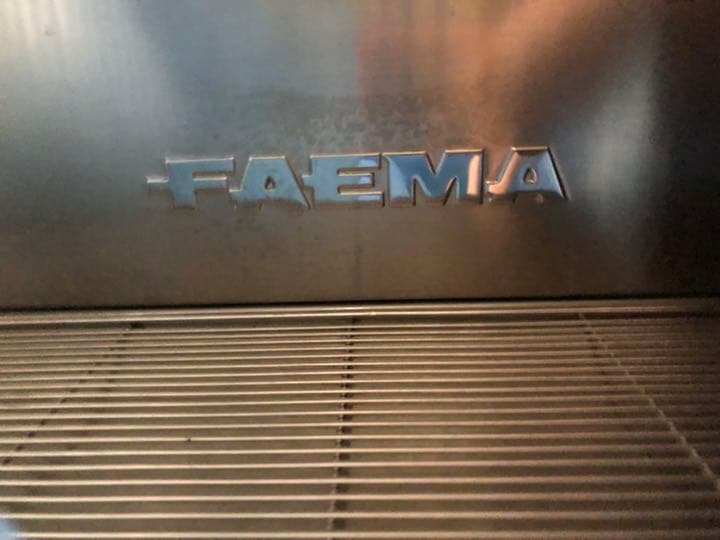 今週限定値引きします！ファエマ　エスプレッソマシン