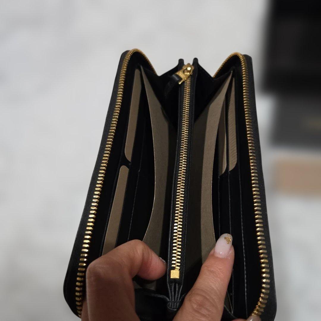 Bottega Veneta ブラックレザー 長財布　美品