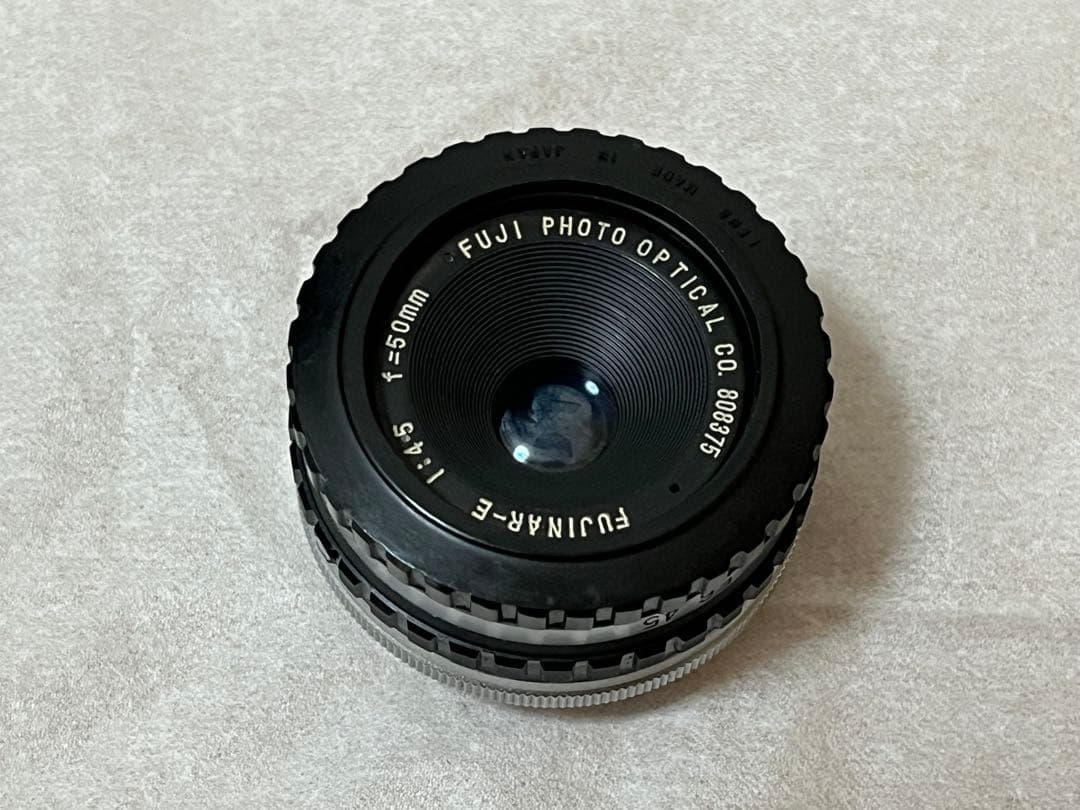 Nikon F2 PhotomicA、POLAROID COLOR PACK82