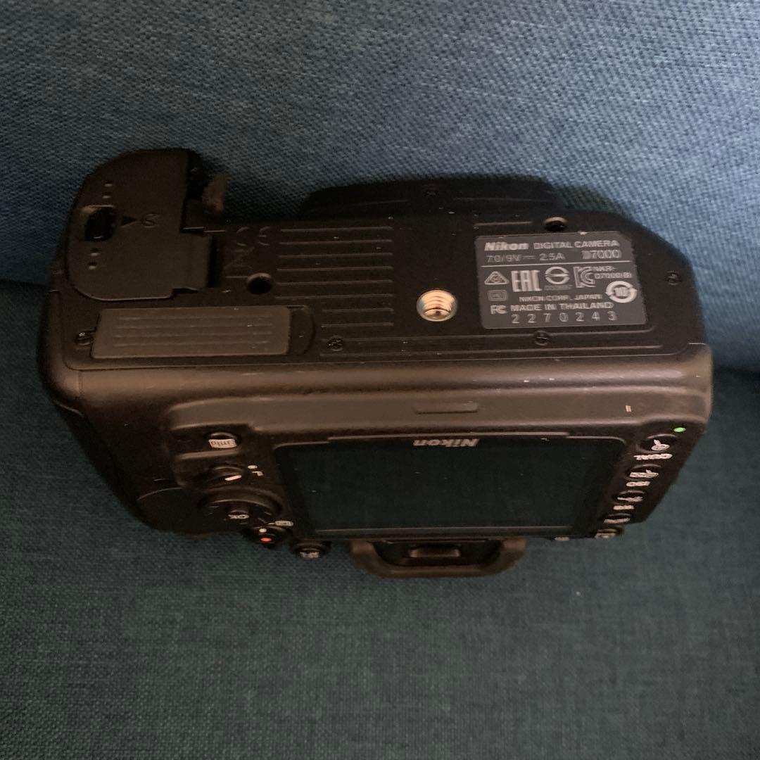 Nikon ニコン D7000デジタル一眼レフカメラ 18-55mm
