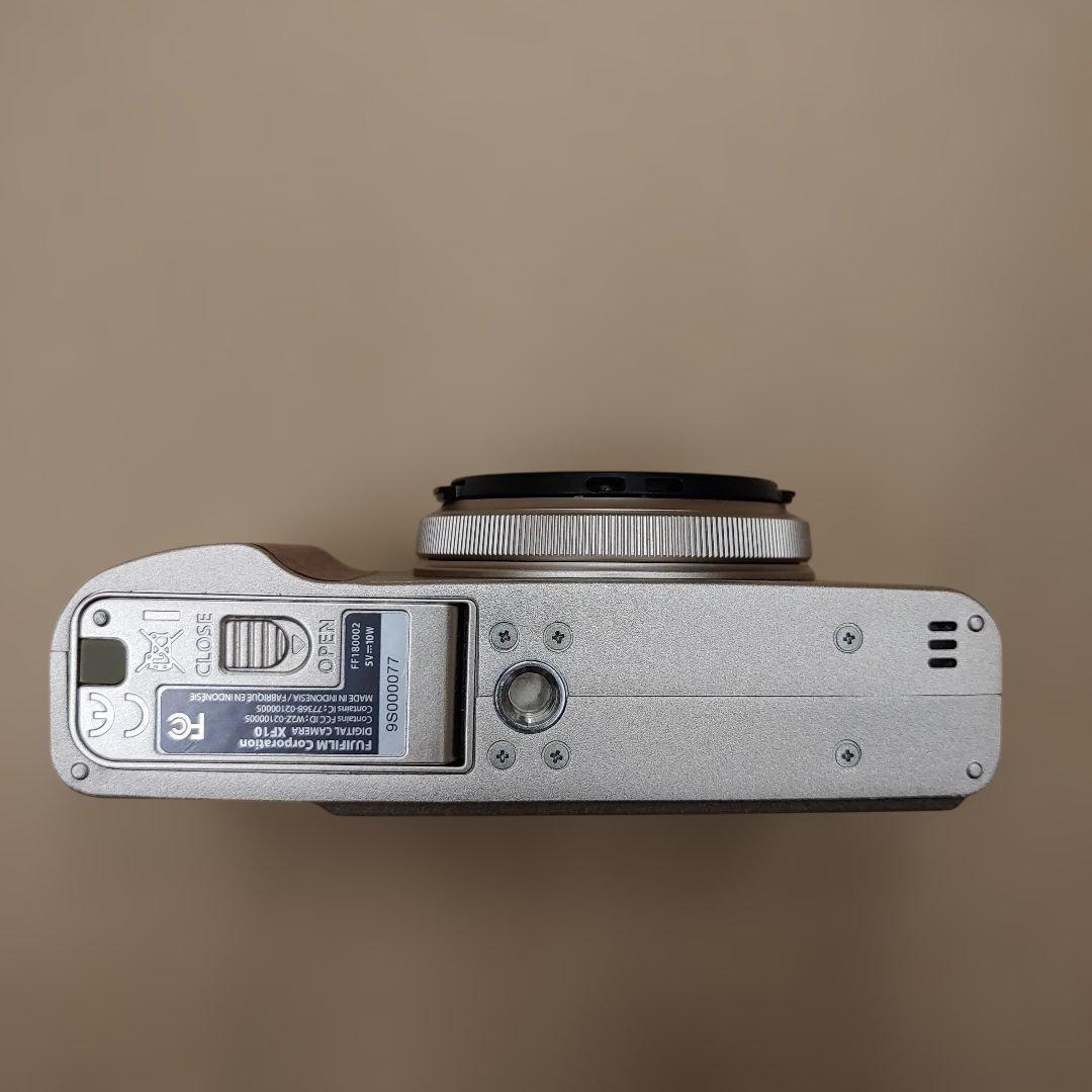 601283富士フイルム デジタルカメラ XF10-G