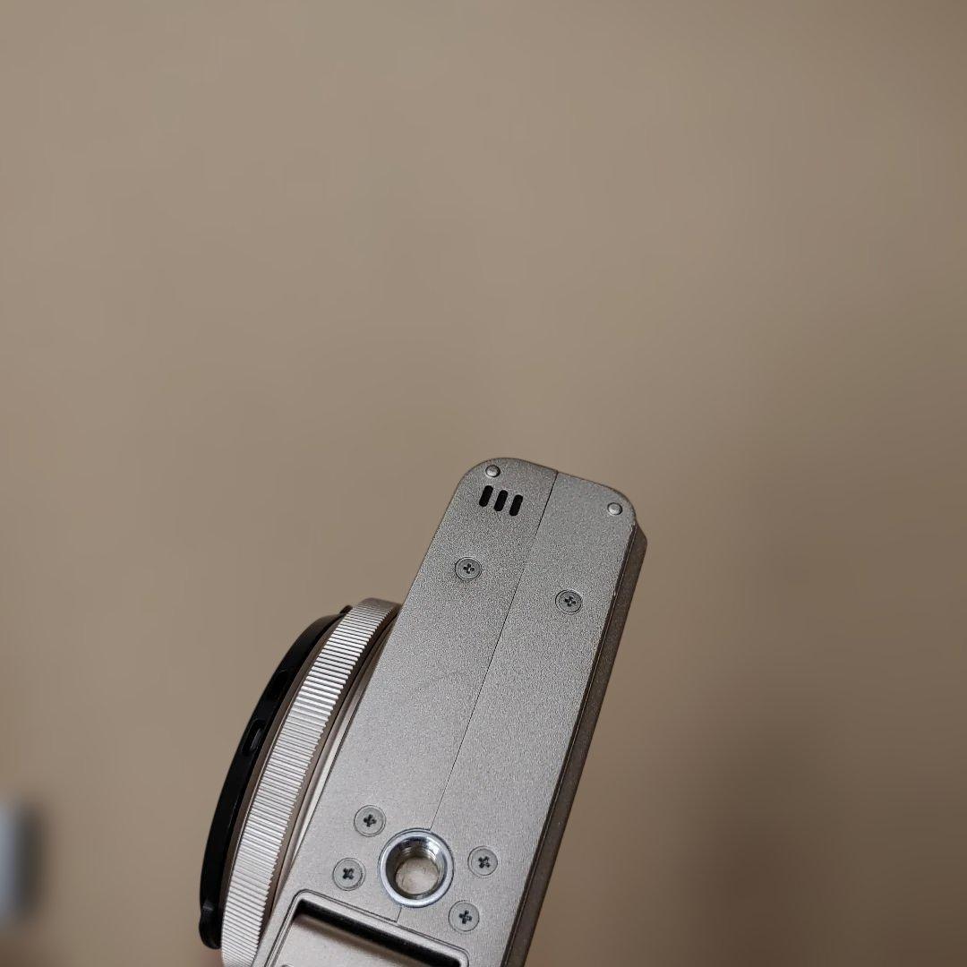 601283富士フイルム デジタルカメラ XF10-G