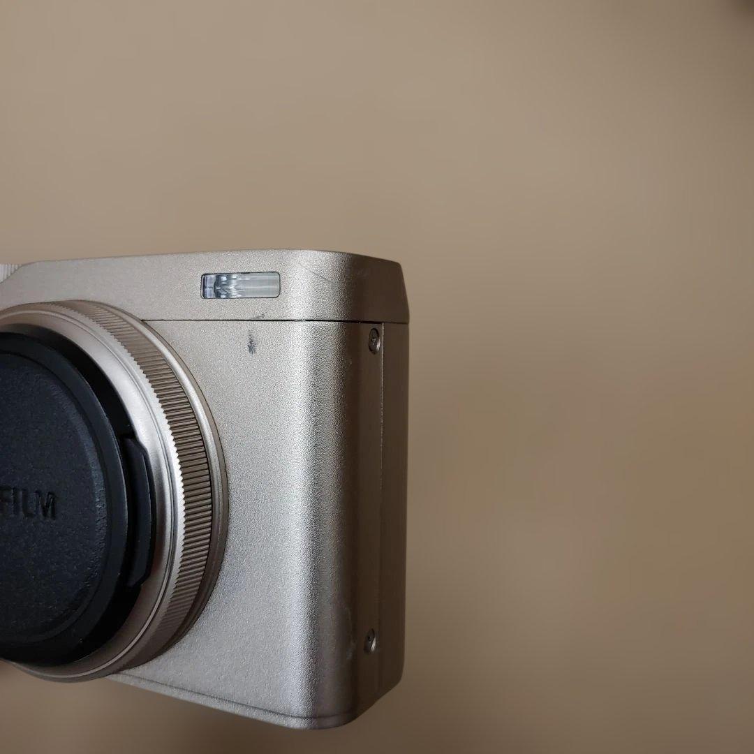 601283富士フイルム デジタルカメラ XF10-G