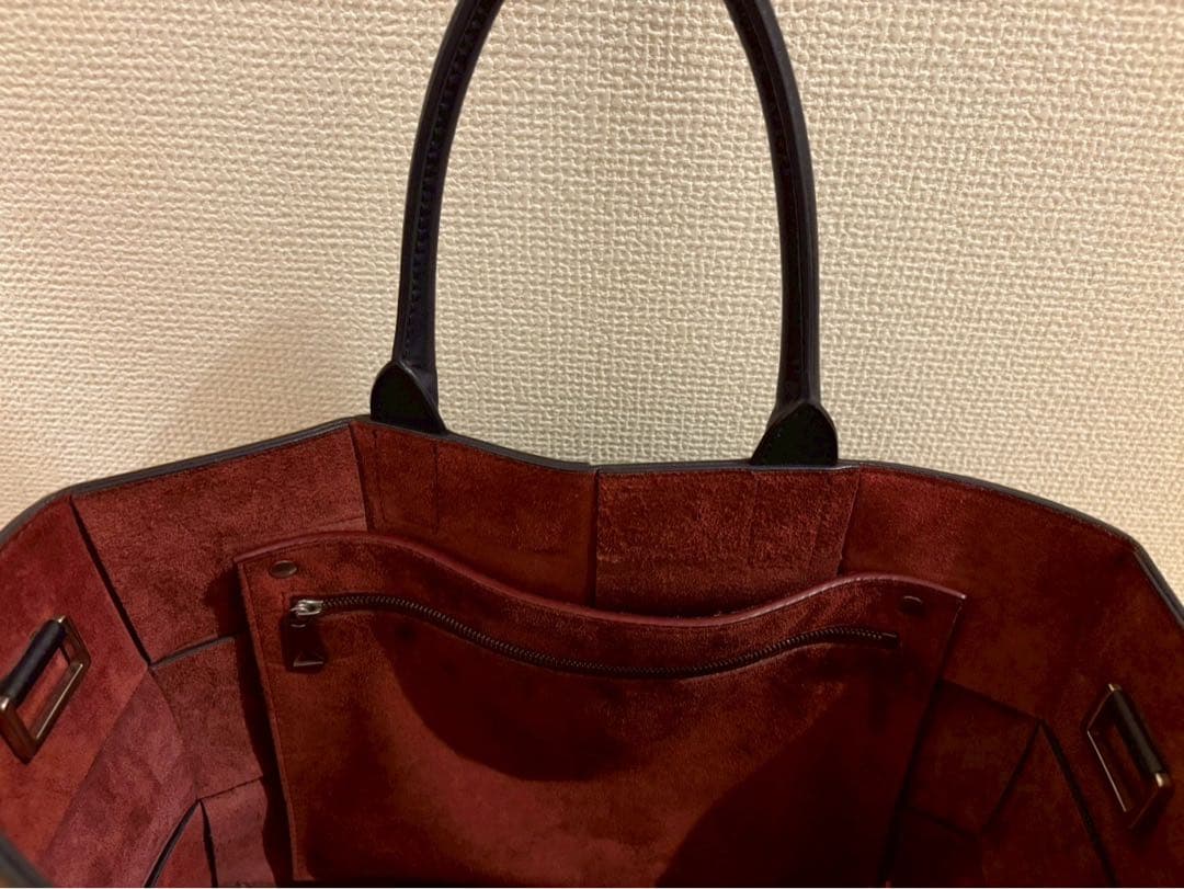 【圭介】BOTTEGA VENETA ネイビー トートバッグ