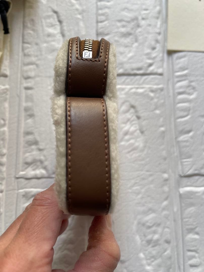 FENDI ❤️食パンモチーフ ❤️チャーム❤️ポーチ