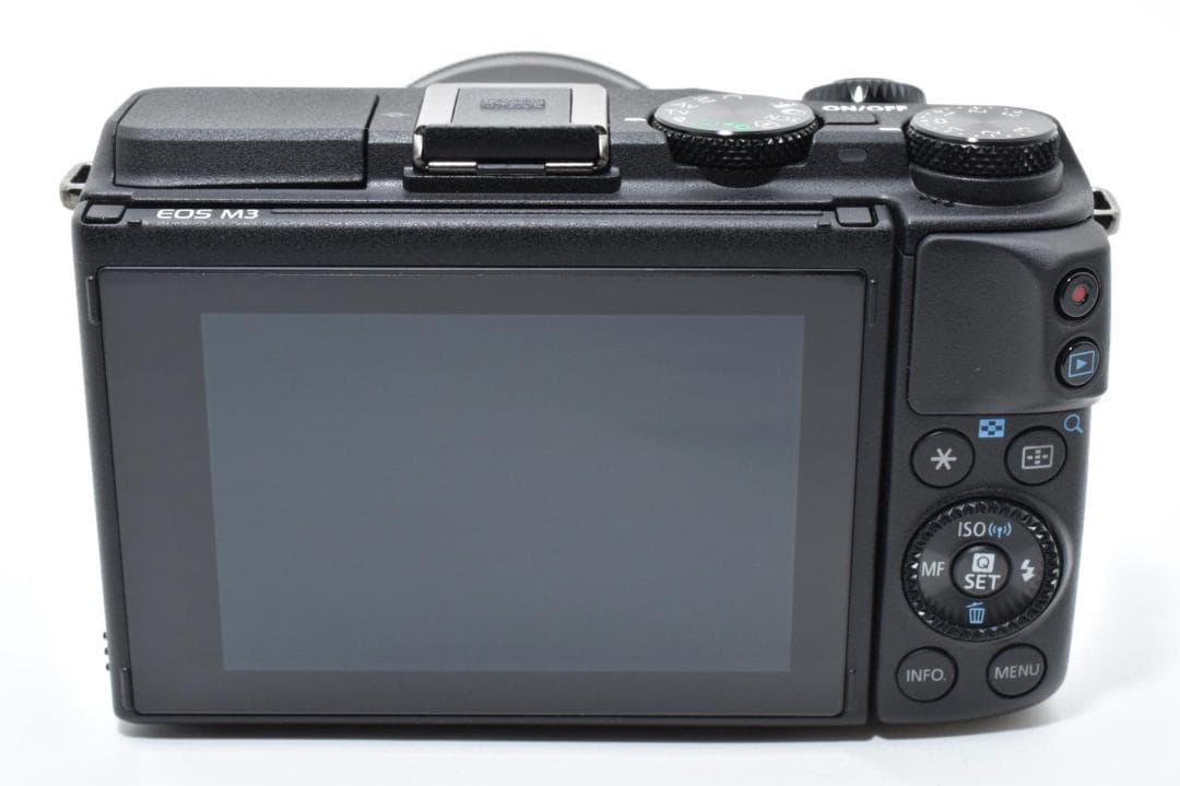 美品 Canon EOS M3 レンズキット★WiFi搭載&高画質タッチパネル★