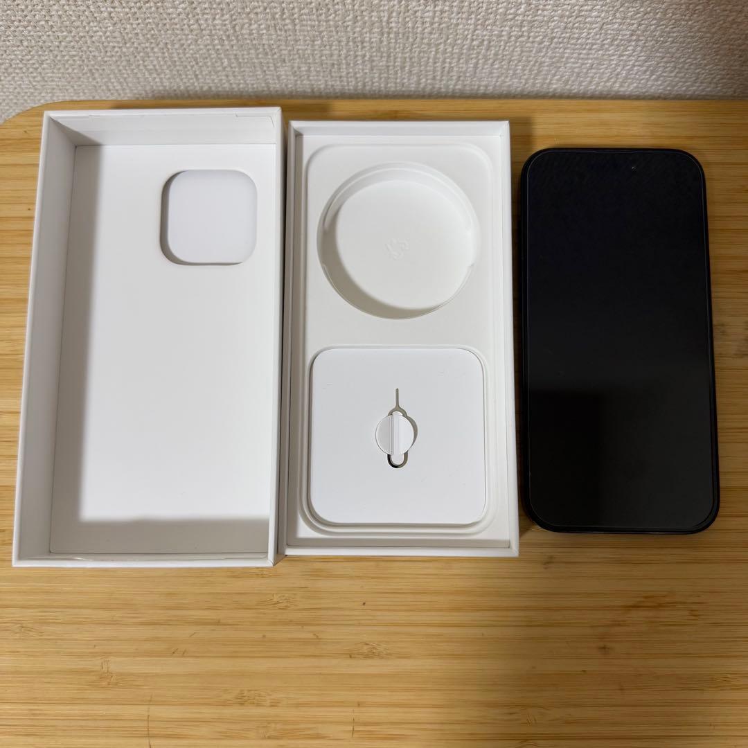 iPhone 14 Pro 256 ブラック　中古　SIMフリー