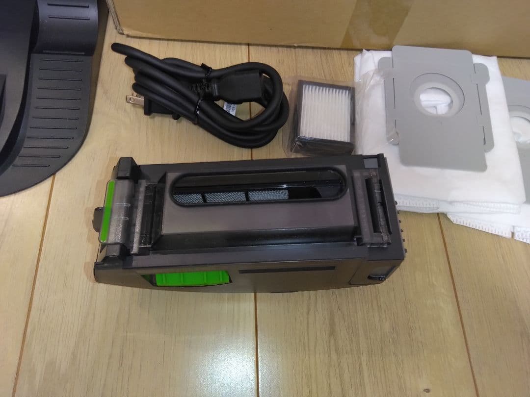 【ルンバjシリーズ用】クリーンベース+専用ダストボックス（2024/10）A