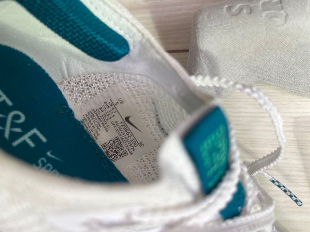 未使用　NIKE スーパーフライ　エリート2 23.5センチ