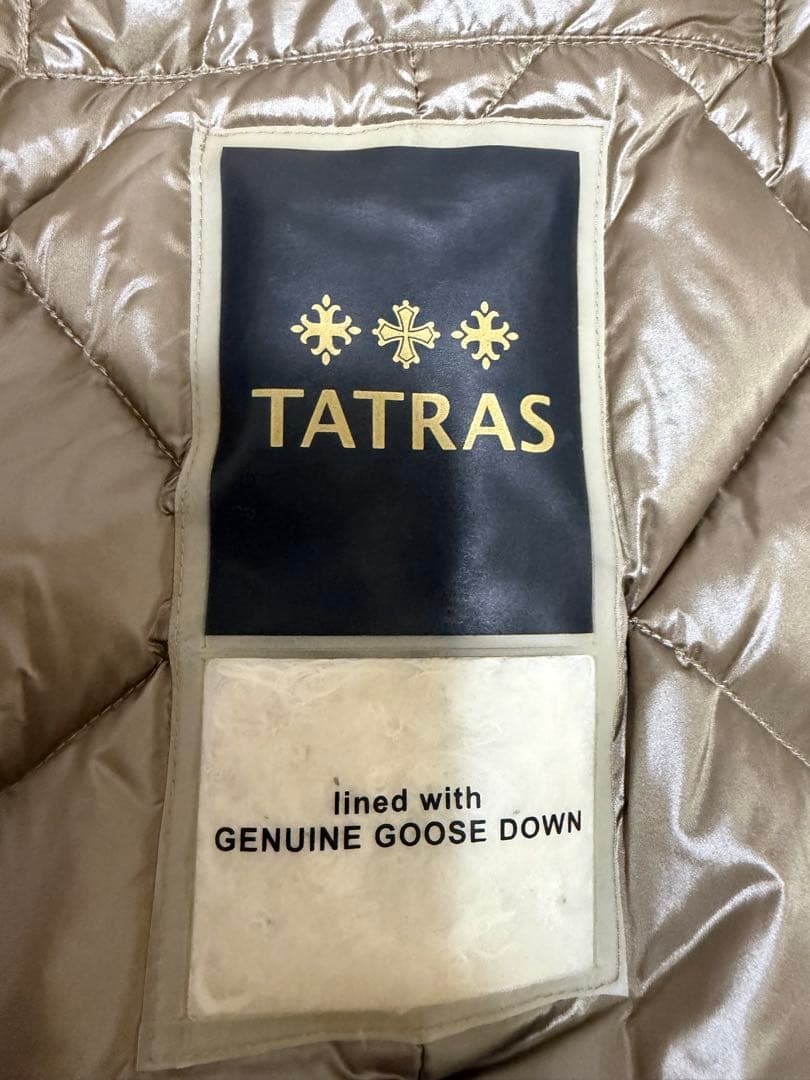 TATRAS ベージュ ダウンジャケット　アウター