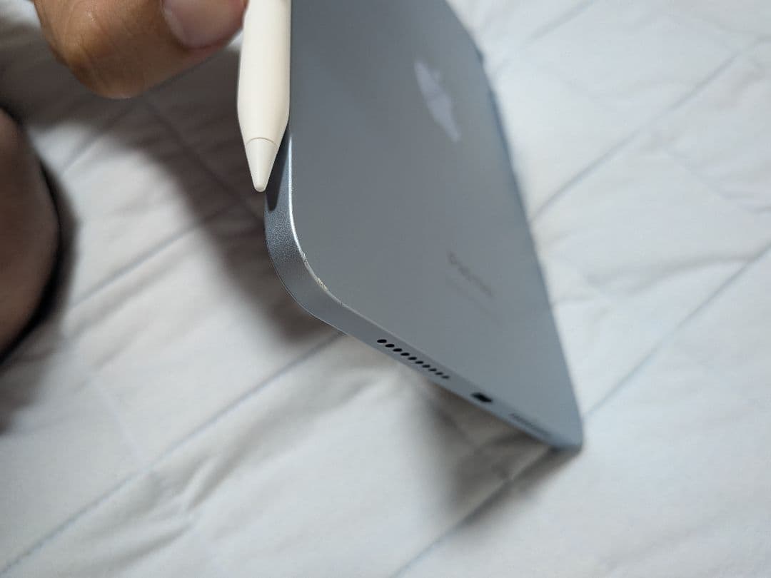 iPad mini 第7世代 (A17 Pro) 128GB 純正ケース付き