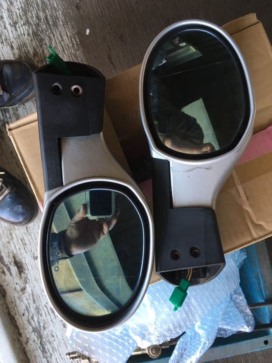 グランドディンク　電動ミラー