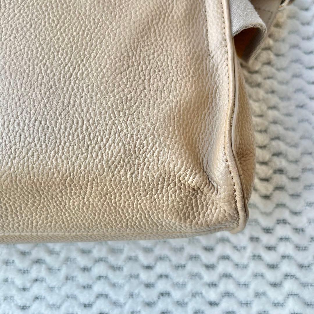 イアパピヨネ 《本革》ベージュ ワイドテープショルダーバッグ ボディバッグ