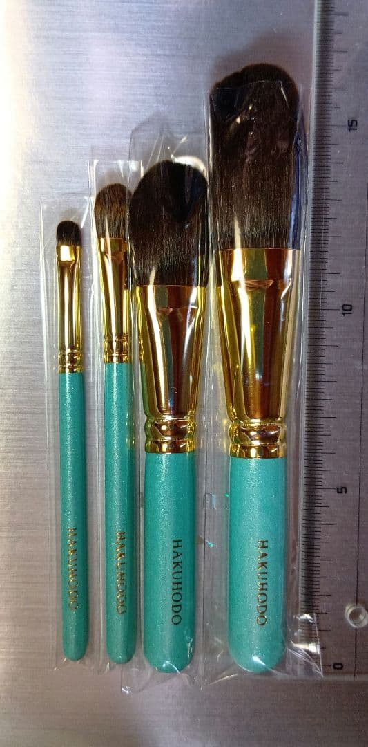 ト*ン様 白鳳堂 化粧筆４本セット ケース付き