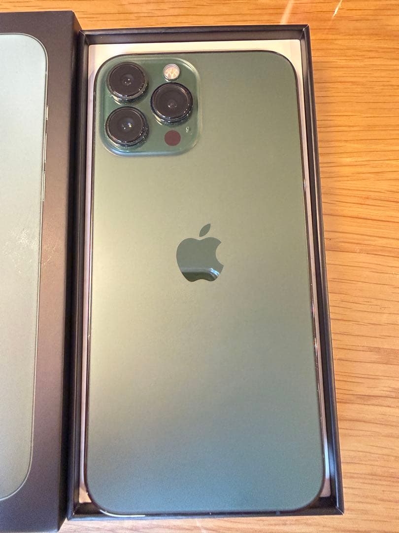 【美品】iPhone13ProMax256GBアルパイングリーンSIMフリー