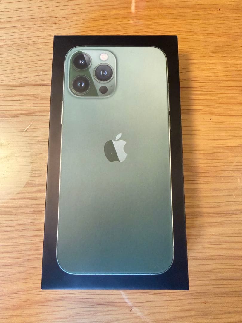 【美品】iPhone13ProMax256GBアルパイングリーンSIMフリー