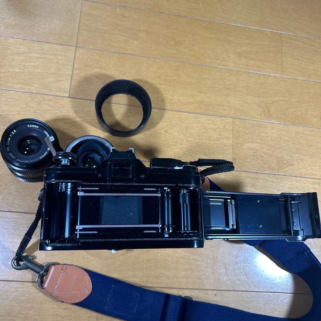 【中古】(キヤノン) Canon AE-1 ブラック　レンズ3点