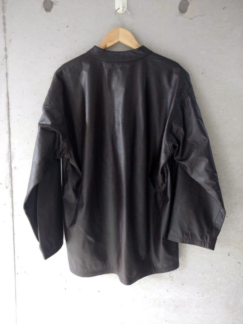 gianni versace プルオーバー レザージャケット