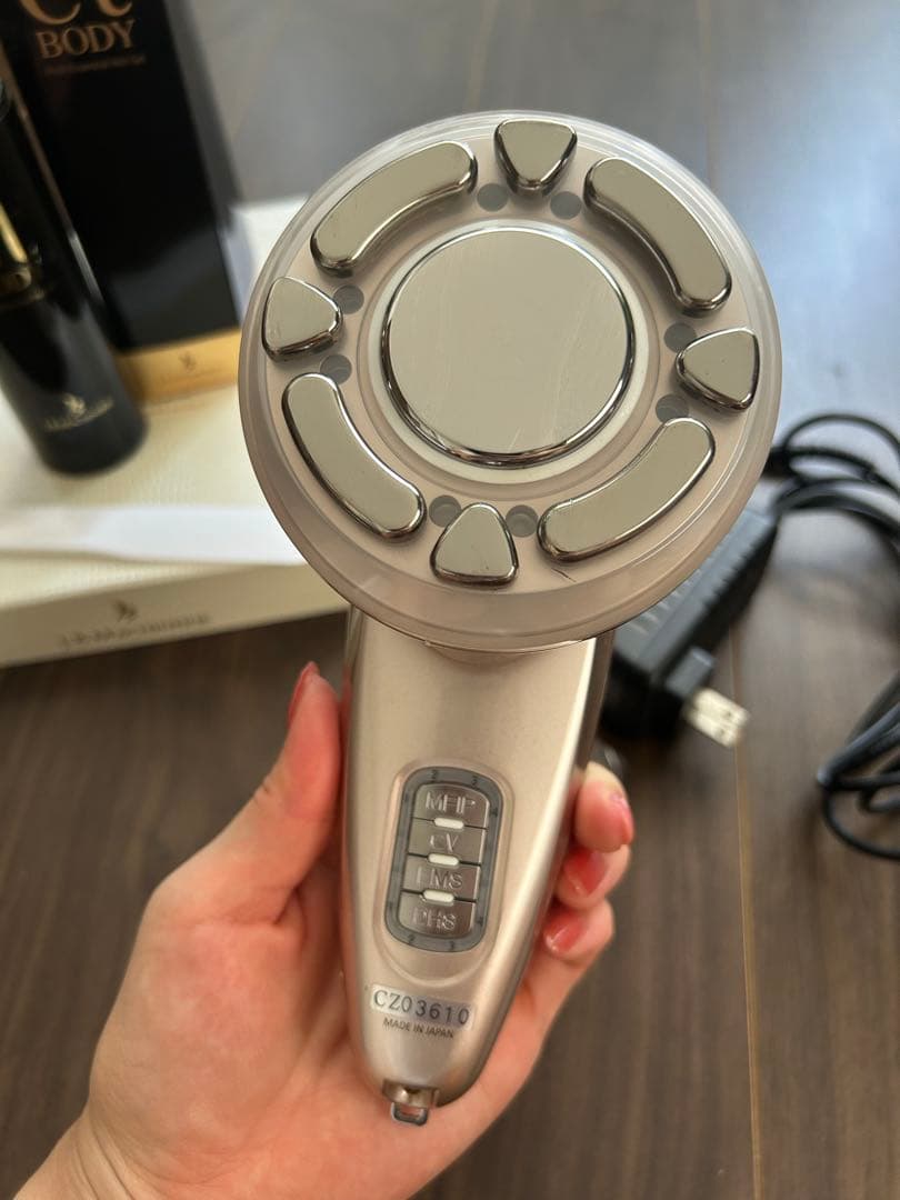 ドクターキャビエット ザ ゼウス Dr.Caviet the Zeus