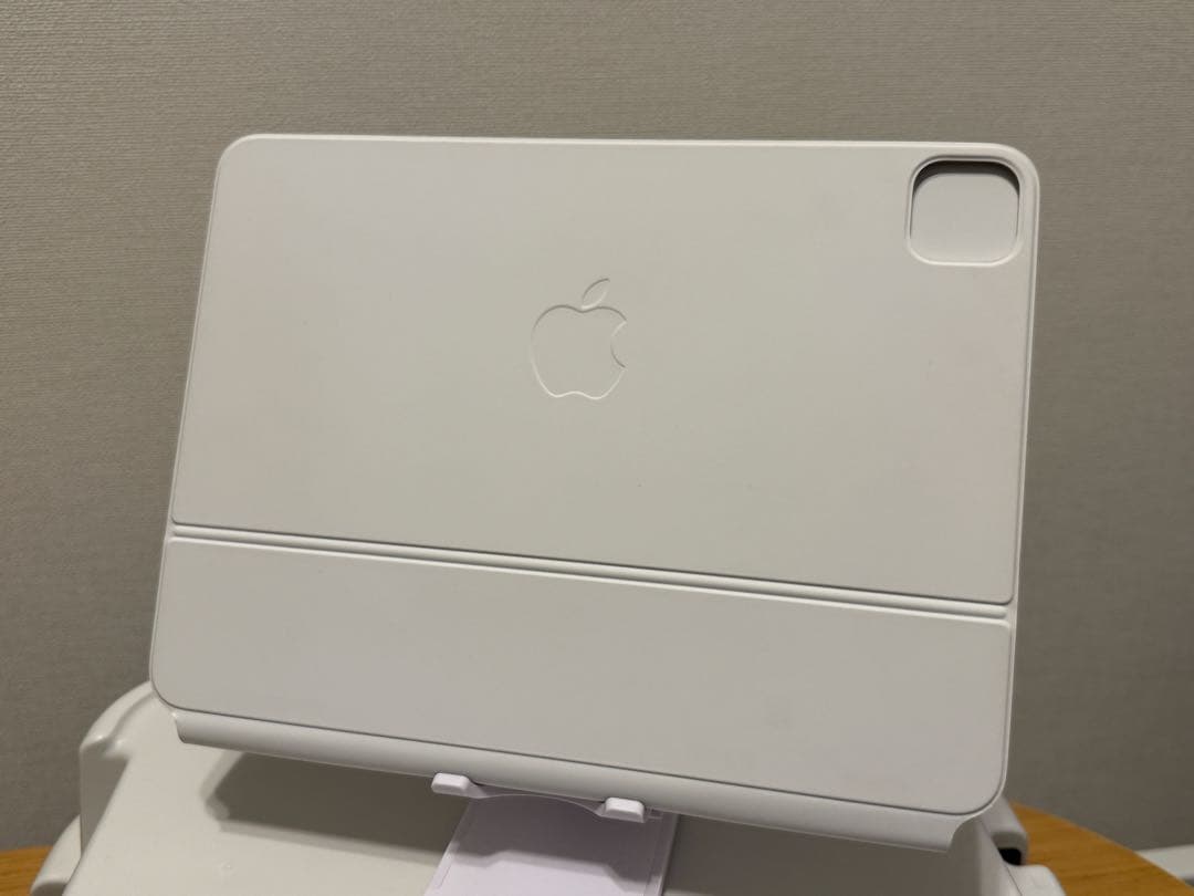 Apple MagicKeyboard 11インチ用【中古】