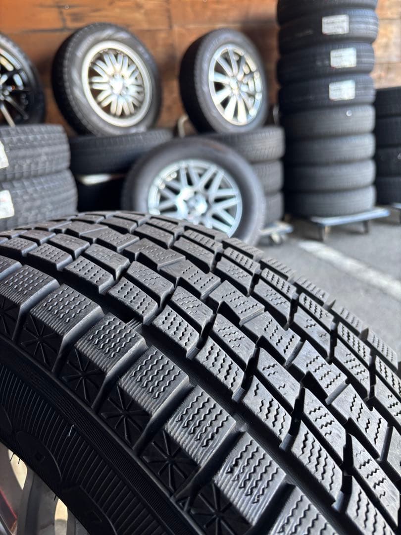 ◇送料込み◇ 225/70R16 中古スタッドレス新品ホイール4本